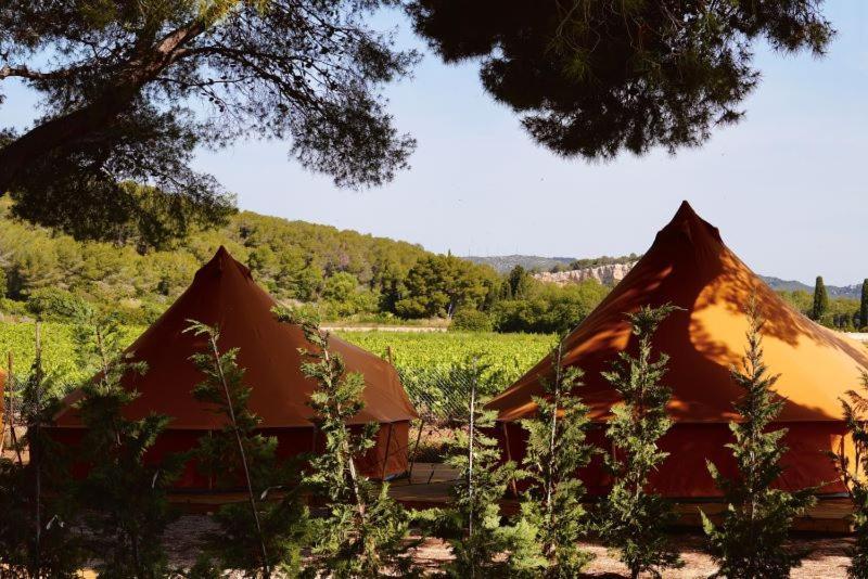 Отель Holacamp Sitges Fun Экстерьер фото